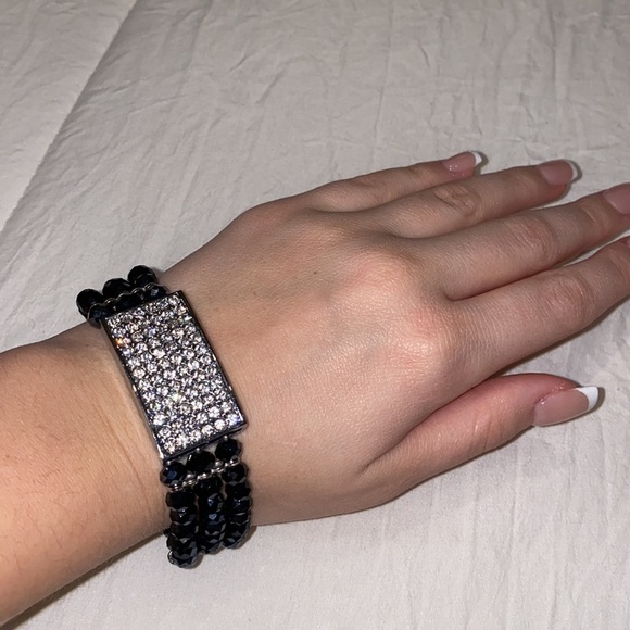𝅺Crystal & bead bracelet - Picture 4 of 5